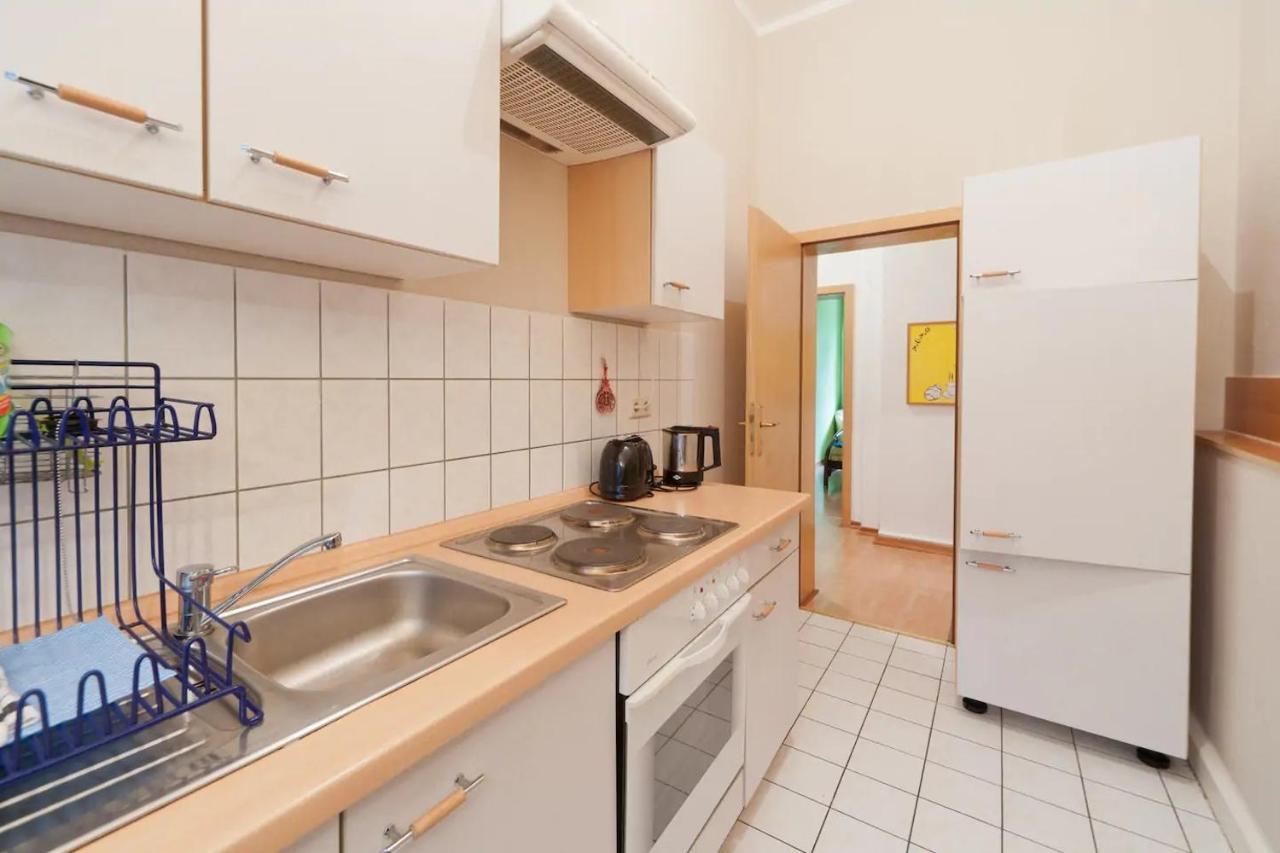 Große Ferienwohnung In Dresden-löbtau